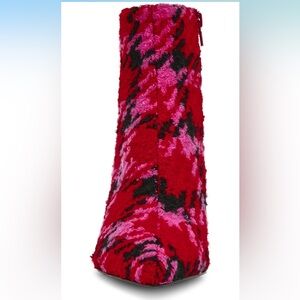 NWT Betsey Johnson Parkker ankle booties